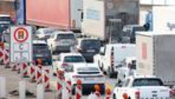 verkehr: stockender verkehr wegen warnstreiks am elbtunnel