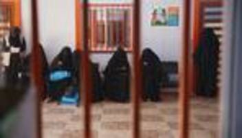 syrien: syrische regierung schließt gefangenenlager für is-familien