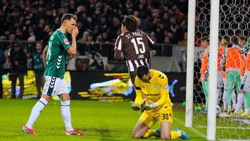 Werder Bremen stürzt weiter ab: Wie geprügelte Hunde