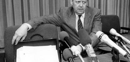 Mauerfall: Streit um Schabowski-Zettel geht in nächste Runde