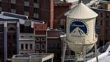 Bieterstreit um Warner Bros Discovery: Paramount erhöht Gebot für Übernahme von Warner Bros.