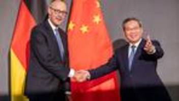 Schwieriger Besuch: Partner und Rivale: Merz' Gratwanderung in China
