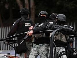 Gewalt nach Tod von Drogenboss: 10.000 mexikanische Soldaten im Einsatz gegen Kriminelle