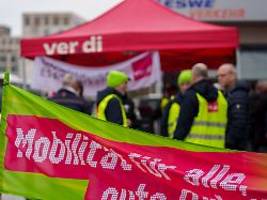 Klares Signal für Arbeitgeber: Verdi ruft zu bundesweiten Warnstreiks im Nahverkehr auf