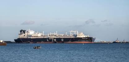 erdgas: lng-terminal auf rügen liefert erstmals gas in die ukraine