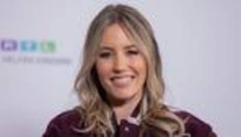 Baby-News: Sportmoderatorin Laura Papendick erwartet zweites Kind