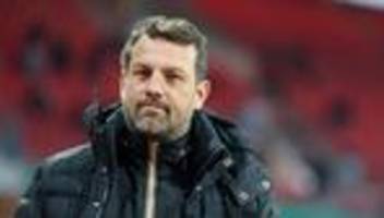 Fußball-Bundesliga: Weinzierl kritisiert Augsburg für Umgang mit Trainern