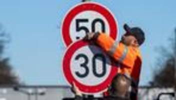 Gerichtsstreit: Schildchen wechsel dich - Wieder Tempo 30 am Mittleren Ring