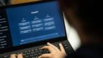 Kritik an Plattform-Betreiber: Nach Schulmassaker: Minister sieht ChatGPT in der Pflicht