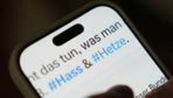 Politische Kriminalität: Schlag gegen Hass und Hetze im Netz