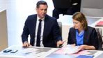 Politische Stimmung im Land: Umfrage: CDU knapp vorn und Rot-Grün ohne Mehrheit