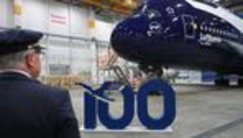 Zum 100-jährigen Jubiläum: Lufthansa lackiert A380 mit XXL-Kranich