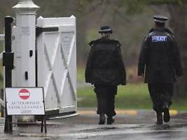 Durchsuchung abgeschlossen: Die Polizei zieht aus Windsor ab