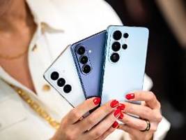 samsung hält sich vornehm zurück: das sind die galaxy-s26-gegner der 17er iphones