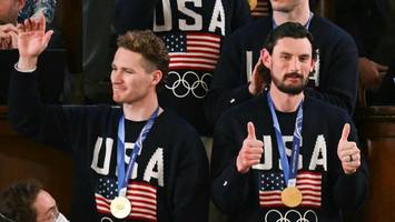 trump hofiert die eishockey-männer – und scherzt über das frauen-team