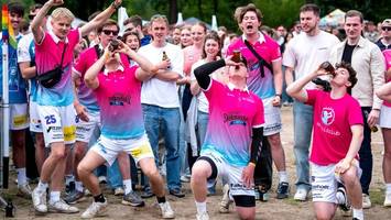 flunkyballer klagen gegen firma: hilfe kommt von sonneborn und deichbrand