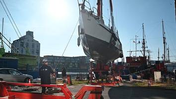 heikle mission: spezialtaucher bergen yacht aus harburger hafen