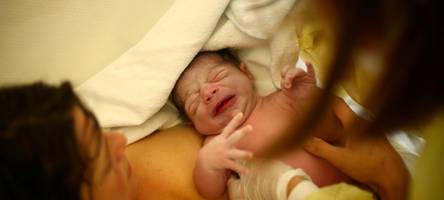 Rekord in Bayern: In der Augsburger Klinik Josefinum kamen 2025 tausende Babys auf die Welt