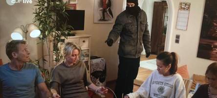 sie überfielen eine familie in deren haus: polizei nimmt vier tatverdächtige in rumänien fest