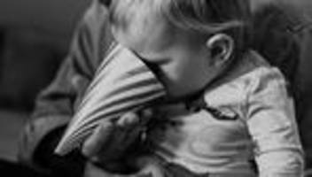 Care-Arbeit und Elternschaft: Es ist keine Arbeit, wenn ihr Zeit mit eurem Kind verbringt