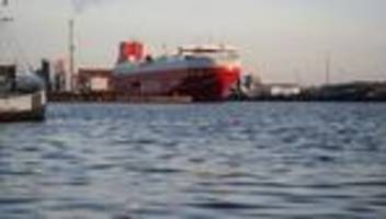 kriegsfolgen: munitionsreste aus dem 2. weltkrieg im emder hafen gefunden