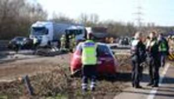 Verkehr: A3 nach Lkw-Unfall wieder frei