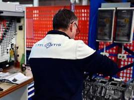 Chef sieht Qualitätsprobleme: Opel-Mutter Stellantis macht 22 Milliarden Euro Minus