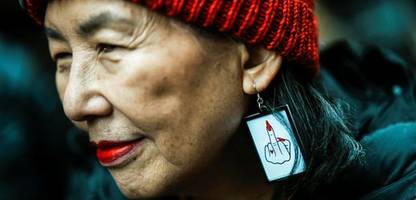 Minnesota: Rote Zipfelmützen als Symbol gegen Donald Trumps Abschiebepolitik