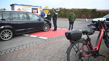 Autofahrer erfasst 66-Jährige auf dem Radweg – schwer verletzt