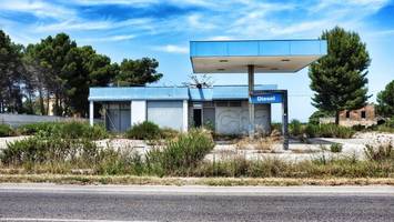 neuer fesselnder thriller „giftiger grund“: der deutsche krimimeister ist zurück