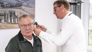 Schwerhörig im Alter? Studie zeigt, was das fürs Gehirn bedeutet