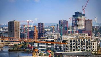 hamburgs wohnungsbau zieht wieder an, aber keine entspannung bei mieten in sicht