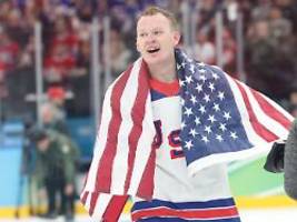 ahornsirup-essende arschlöcher: olympiasieger empört sich über ki-video des weißen hauses