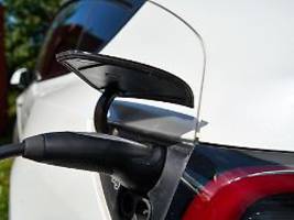 halten teils länger als das auto: akku-mythos entladen: e-auto-batterien laut studie sehr langlebig