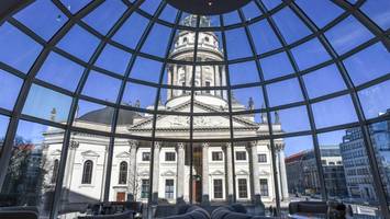 hilton-hotel eröffnet umgestaltete beletage – wieder freier blick auf den dom