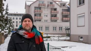 Simon wagt Wohnungskauf trotz Sanierungsschock: „Hätte uns jahrelang eingeengt“