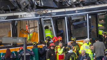 Vollbesetzte Tram prallt in Mailand gegen Gebäude: Ein Toter und 39 Verletzte