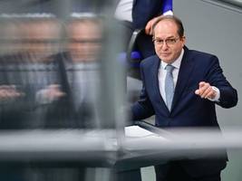 Bundestag: Was die neuen EU-Asylregeln in Deutschland ändern