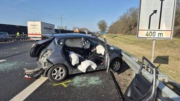 unfall mit drei verletzten auf der a25 – polizei gibt autobahn wieder frei