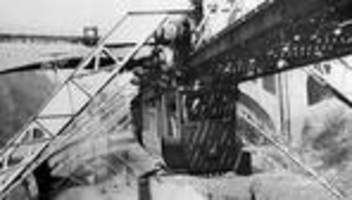 Einzigartiges Verkehrsmittel: Freifahrt und Bürgerfest - Wuppertal feiert die Schwebebahn