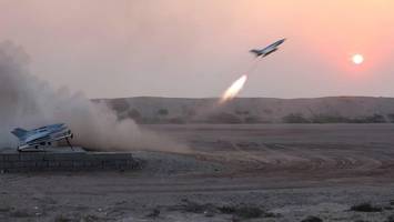 der iran verfügt über ein großes  arsenal – und könnte die weltwirtschaft treffen