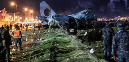 Bolivien: Mit Geldscheinen beladenes Militärflugzeug kommt von Landebahn ab – 15 Todesopfer