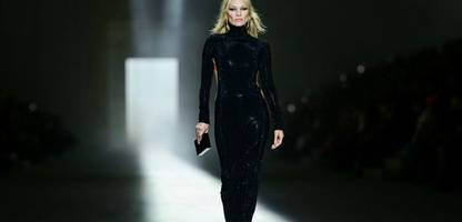 Fashion Week in Mailand: Tanga und Neunziger-Ikonen feiern Comeback