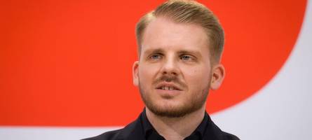 spd fordert aufenthaltserlaubnis für arbeitende asylbewerber