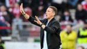 Fußball-Bundesliga: Wolfsburg und Bauer taumeln weiter: 0:4 in Stuttgart