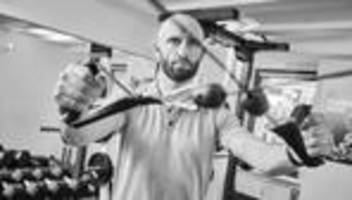 unser personal trainer: mit diesen Übungen bekommen sie ein schönes breites kreuz