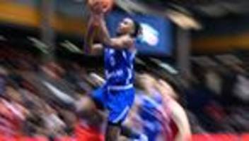 Basketball-Bundesliga: Rasta Vechta holt früheren Frankfurter Basketballer