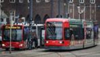 Nahverkehr: Nach Warnstreik in Bremen - Busse und Bahnen fahren wieder
