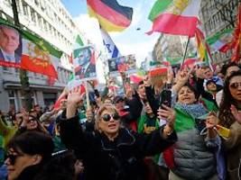 Iran späht Exil-Opposition aus: Verfassungsschutz sieht hohe abstrakte Gefährdung für israelische und US-Einrichtungen