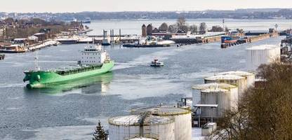 schafstedt: zwei schiffe kollidieren auf dem nord-ostsee-kanal